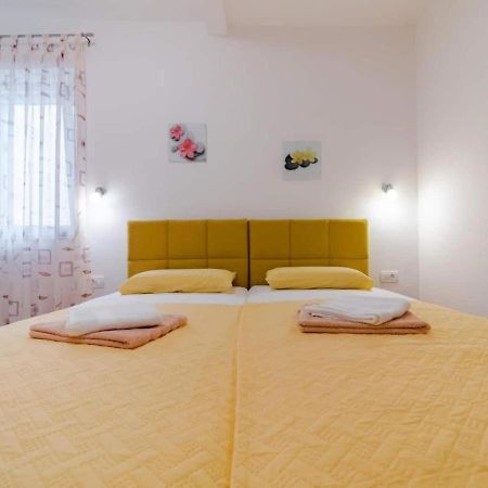 Appartement Stella à Medulin Extérieur photo