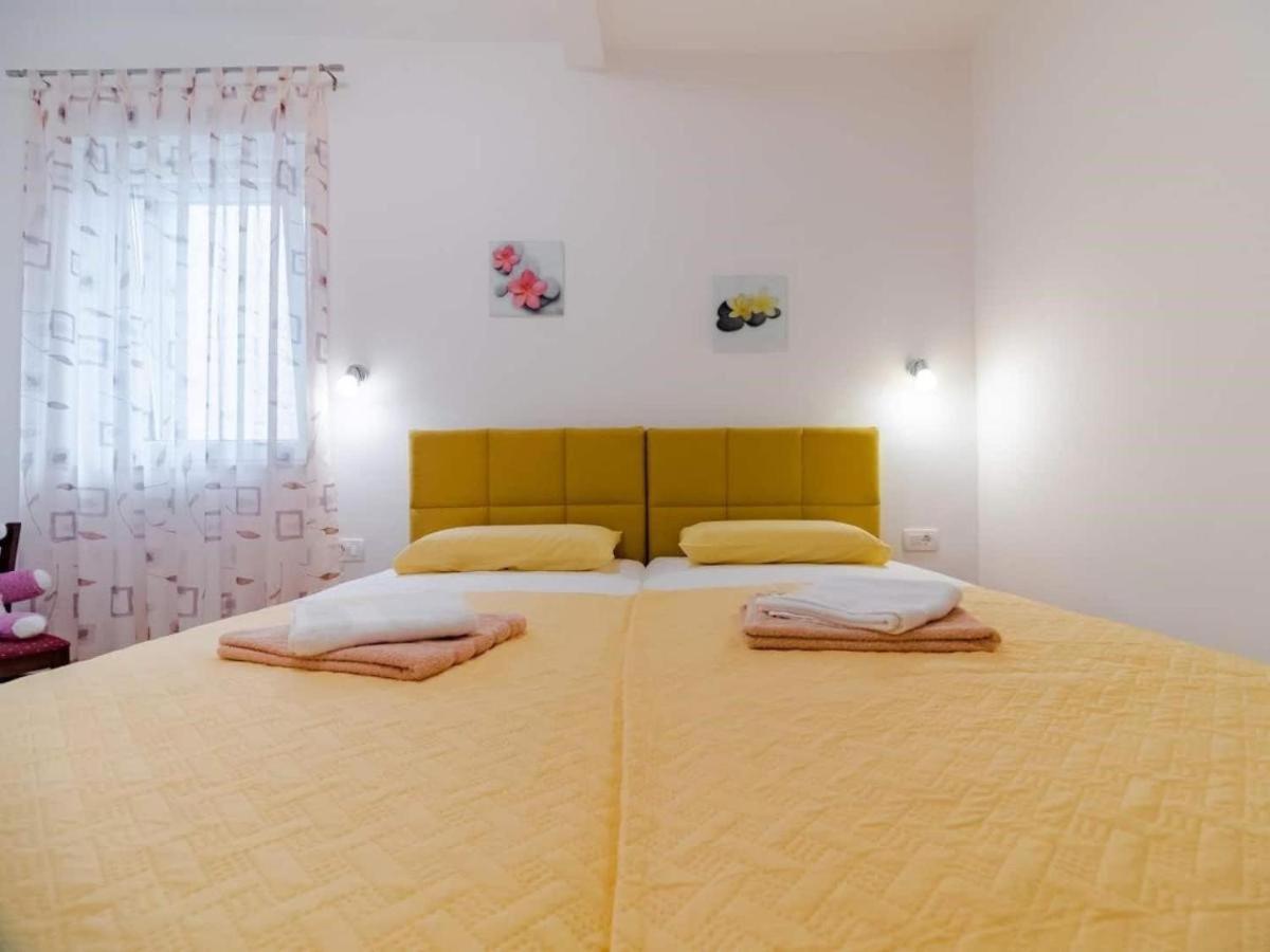 Appartement Stella à Medulin Extérieur photo