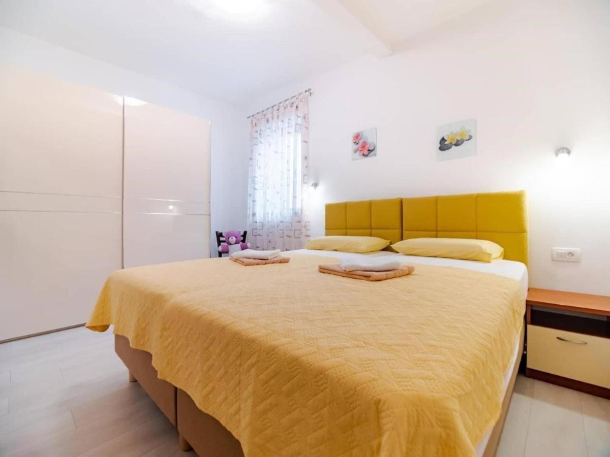 Appartement Stella à Medulin Extérieur photo