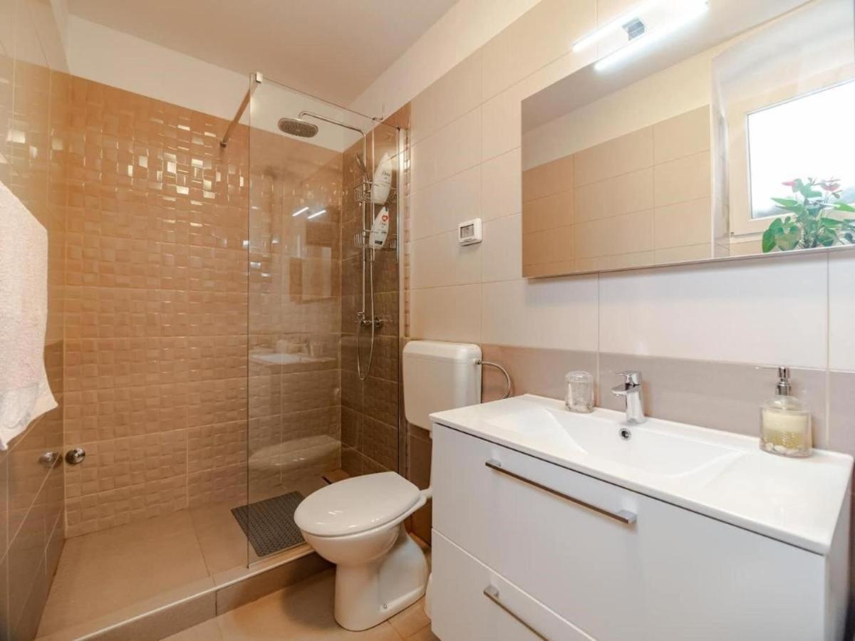 Appartement Stella à Medulin Extérieur photo